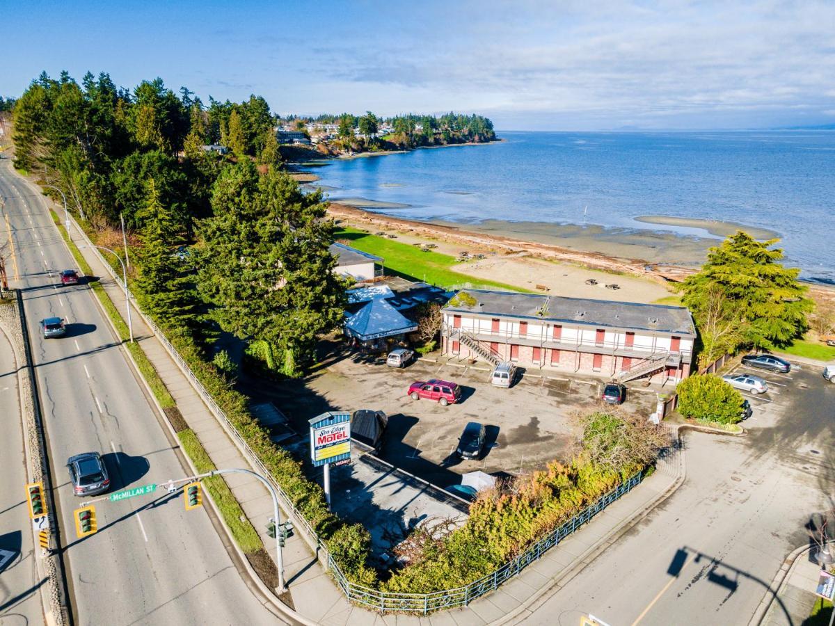 Sea Edge Motel Parksville Bagian luar foto